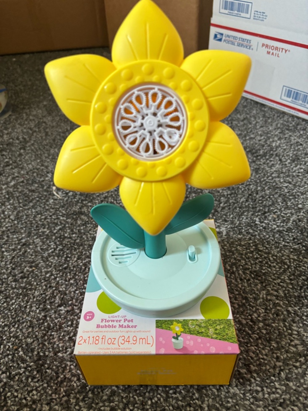 Sun squad Yellow Flower Pot Bubble Maker - Kids Toy